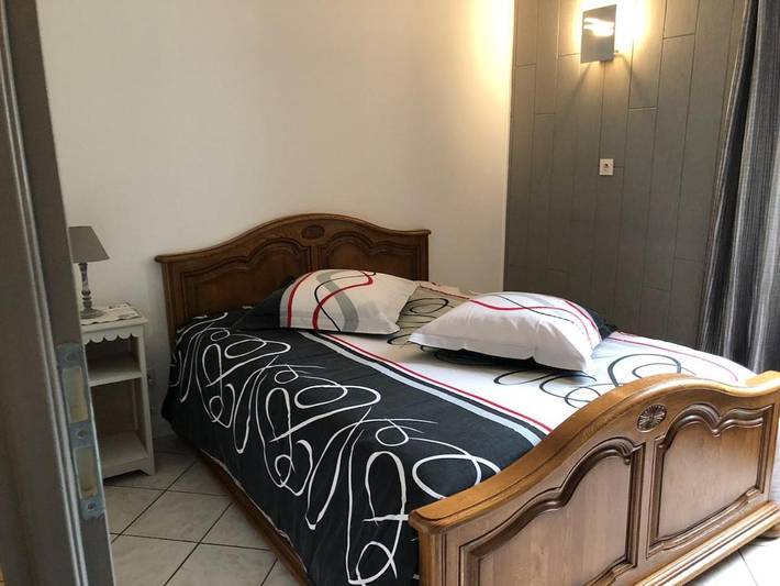 Chambre d’hôte pour 4 personnes, avec terrasse, animaux acceptés dans Ougney-Douvot
