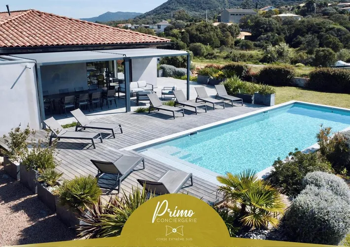 Villa for 4 people, with pool and garden - 1