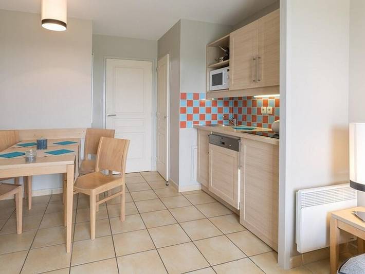 Location de vacances pour 5 personnes, avec sauna ainsi que balcon et bassin pour enfant, adapté aux familles à Port-en-Bessin-Huppain - 4