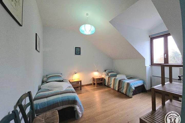 Gîte pour 9 personnes, avec jardin à Sorges - 4