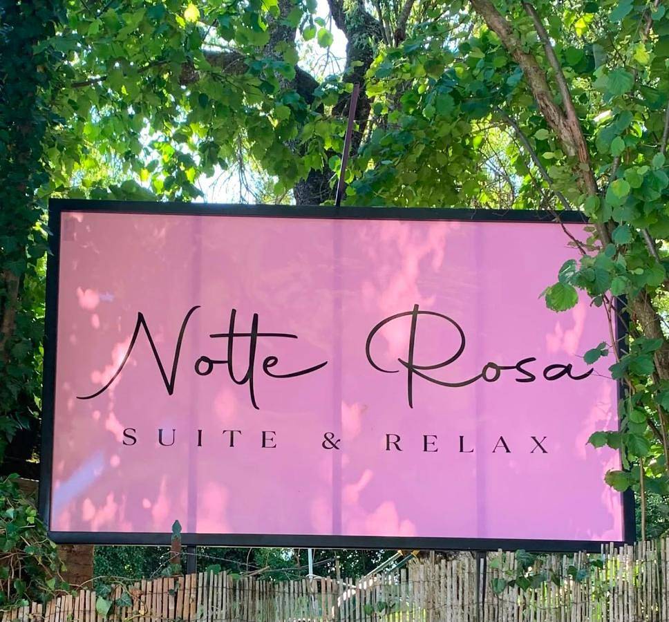 Notte Rosa Suites & Relax in Fornoue, Apennin Parmensan