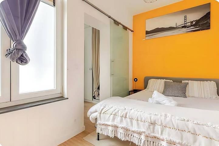 Appartement entier, Appart in the vibrant heart street of Brussels in Bruxelles, Région de Bruxelles