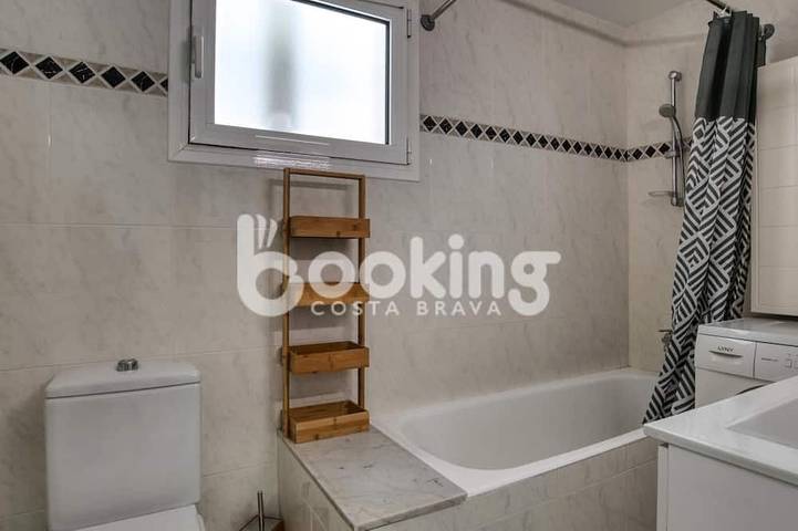 Ganze Wohnung, Renovierte Wohnung Mit GROßER Terrasse Für 4 Personen in Platja d'Aro, Costa Brava