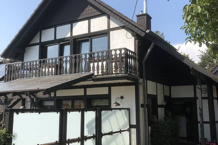 Ferienwohnung für 6 Personen, mit Balkon in Siegburg