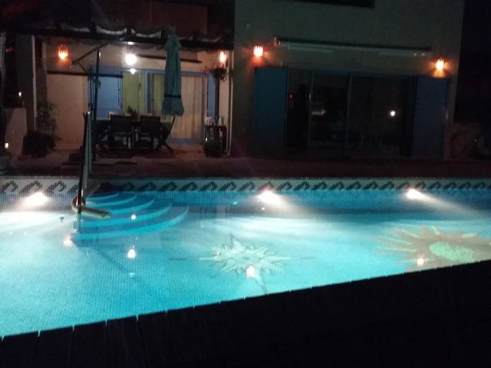 Gîte pour 2 personnes, avec jardin et piscine à Manta Rota - 2