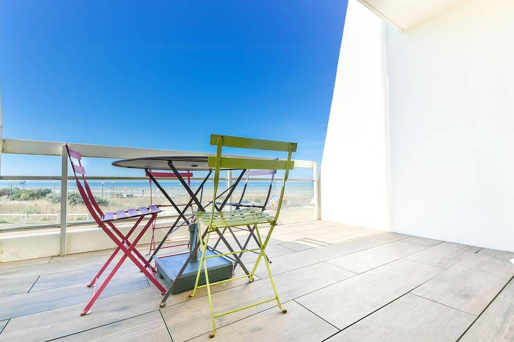 Entire apartment, Magnificent 1 bedroom apartment on the seafront in the Dolphin residence in Hardelot Plage, Neufchâtel-Hardelot