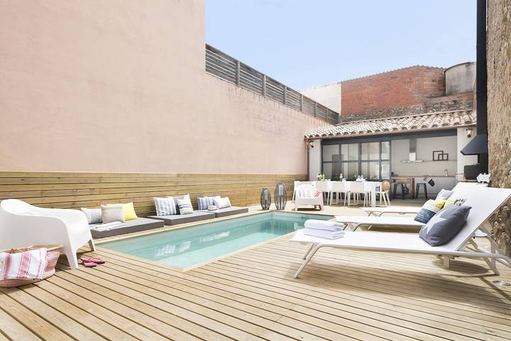 Casa rural para 11 personas, con Terraza además de Jardín y Piscina en San Jordi Desvalls - 4