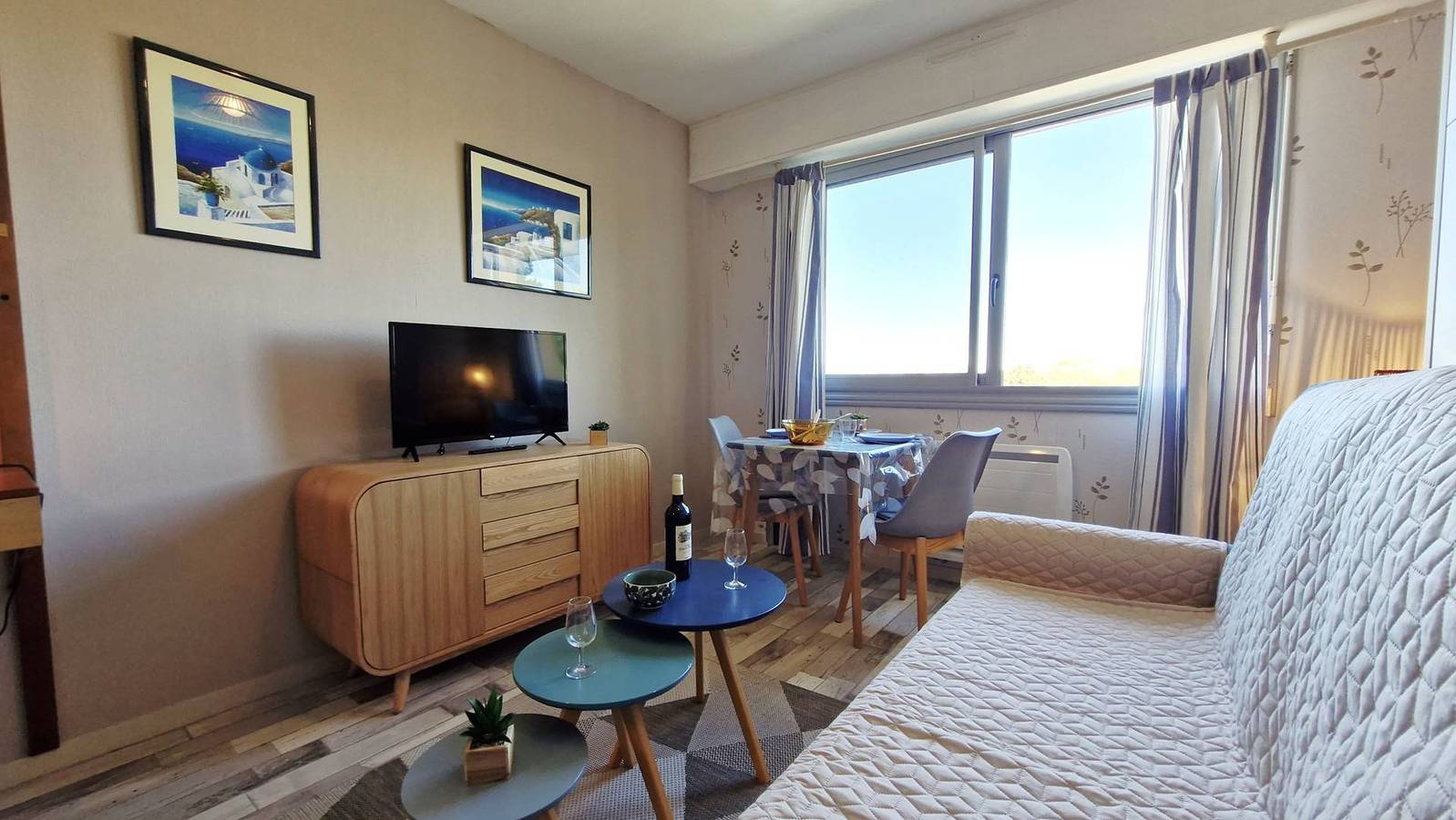 Apartamento entero, Vaux-sur-Mer - Cozy Studio Ideally Located Close to Nauzan Beach in Vaux-sur-Mer, Côte de Beauté