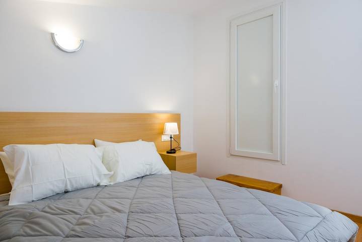 Gîte pour 5 personnes, avec terrasse et jardin, adapté aux familles à Agios Nikolaos - 3