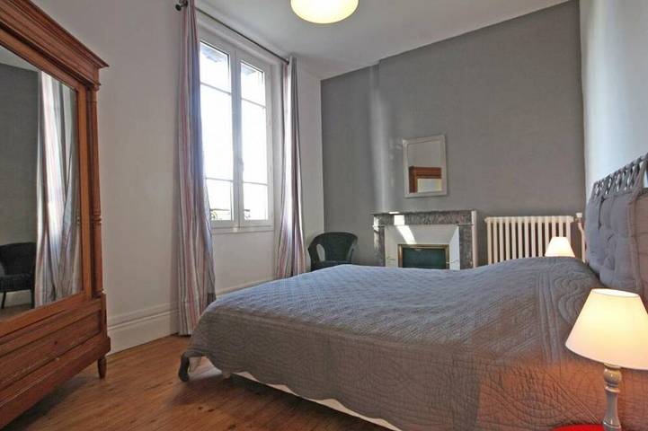 Gîte pour 12 personnes, avec jardin à L'Aigle - 3