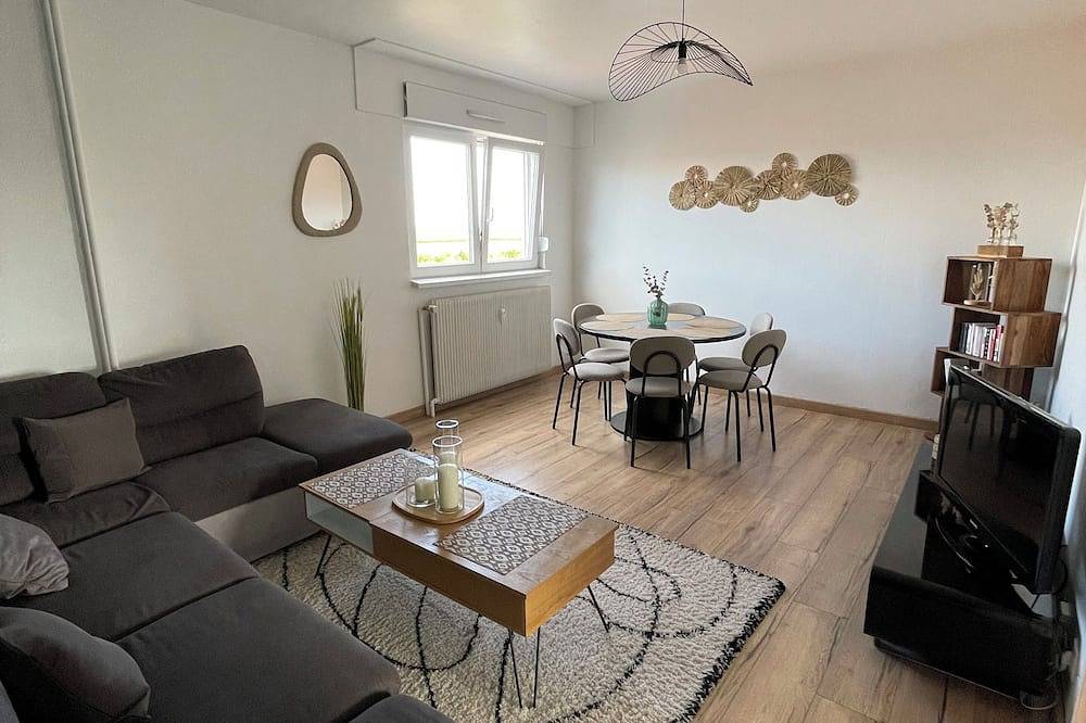 Entire apartment, At Mégane and Anthony's in Entzheim in Entzheim, Strasbourg region