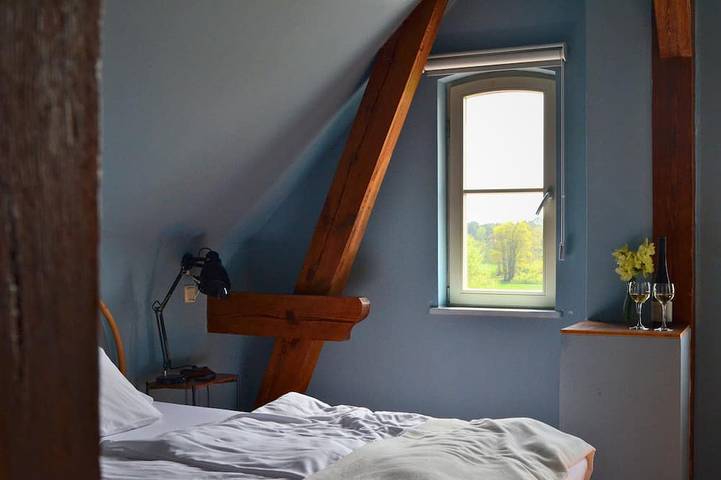 Doppelzimmer im Gasthaus am Finowkanal (ehemalige Schule von 1875). in Zerpenschleuse, Wandlitz