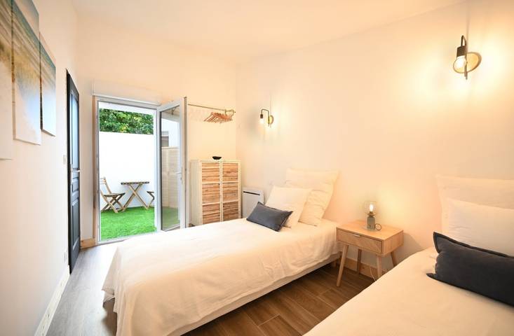 Gîte pour 6 personnes, avec jacuzzi ainsi que terrasse et jardin à La Couarde-sur-Mer - 3