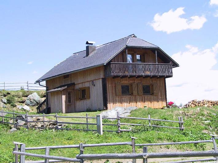 Ferienhaus für 6 Personen, mit Balkon und Terrasse sowie Garten und Seeblick in Nockberge - 4