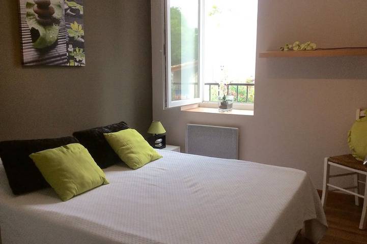 Location de vacances pour 8 personnes, avec jacuzzi ainsi que balcon et jardin à Murviel-lès-Béziers - 3