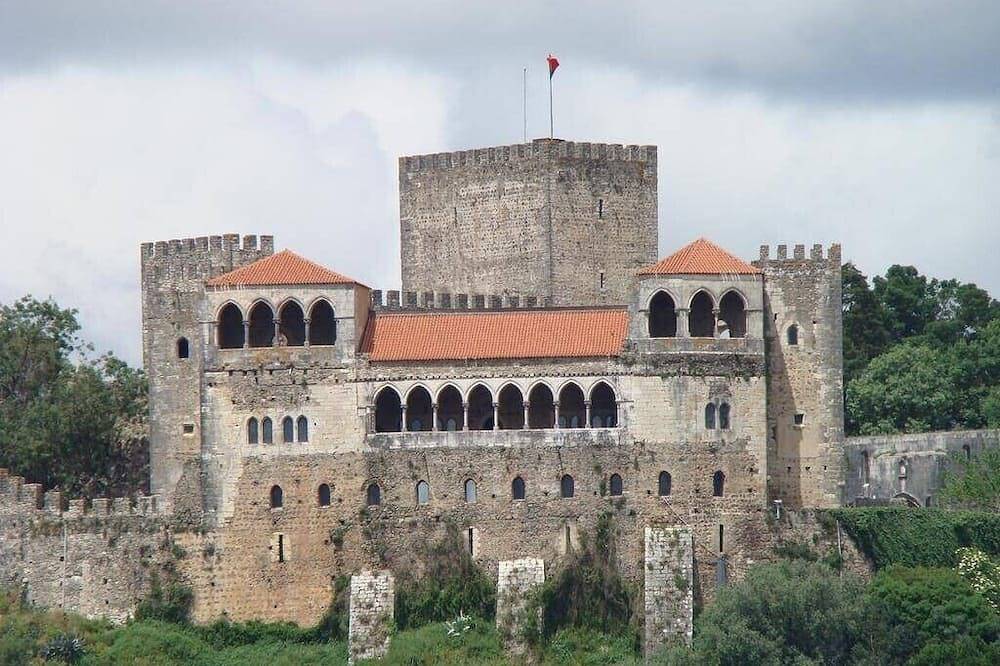 Nieuw en modern appartement op 5 minuten van Leiria History Center, foto 9