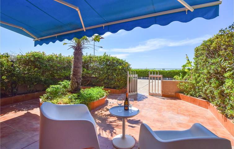 Holiday letting for 7 people, with Garden in Ragusa