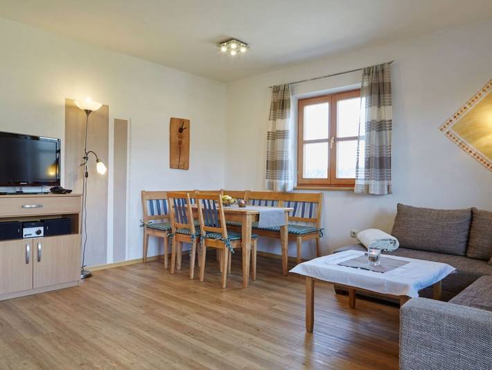 Ferienwohnung für 4 Personen, mit Balkon und Terrasse sowie Garten in Neureichenau - 4