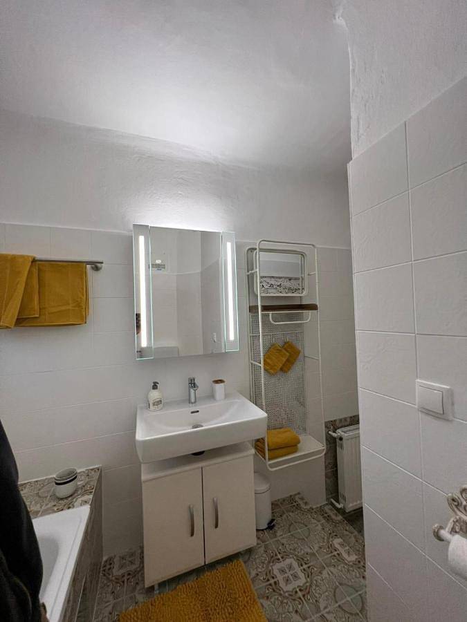 Ferienwohnung für 4 Personen, mit Ausblick und Garten in Baden bei Wien - 3