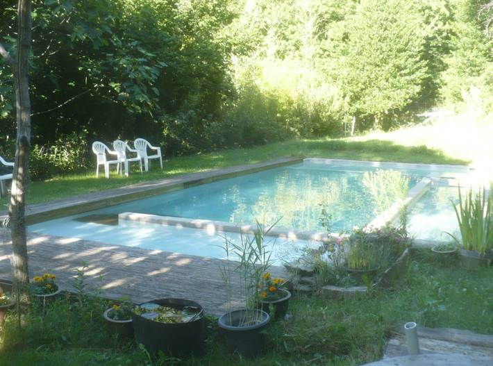 Gîte pour 4 personnes, avec jardin ainsi que terrasse et piscine à Saint-Germain-de-Calberte