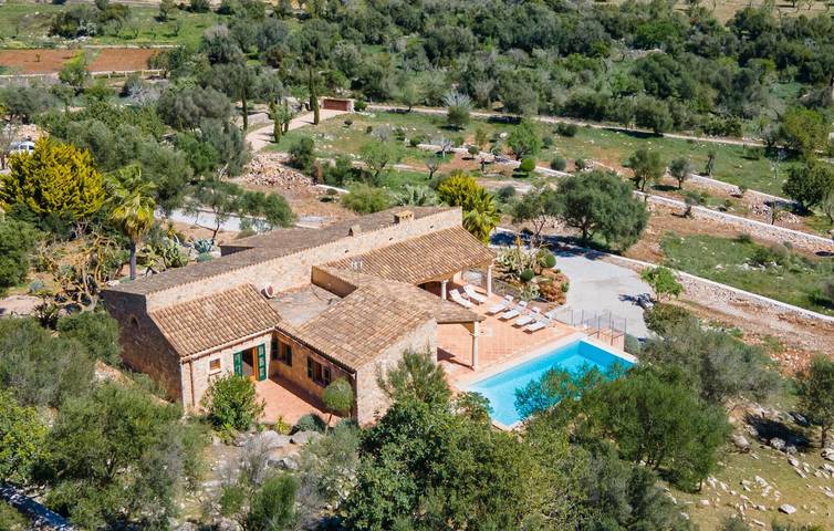 Artà Retreat mit Terrasse, Pool & WiFi in Artà, Mallorca Osten