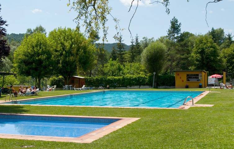Casa rural para 12 personas, con jardín además de vistas y piscina en Ripollès - 3