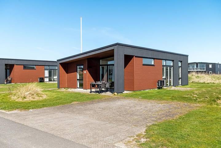 Lovely newly built holiday home with a central location in Søndervig in Søndervig, Holmsland Klit