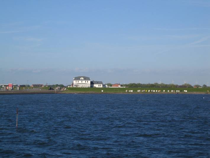 Ferienwohnung für 2 Personen, mit Terrasse und Garten sowie Ausblick in Dagebüll - 3