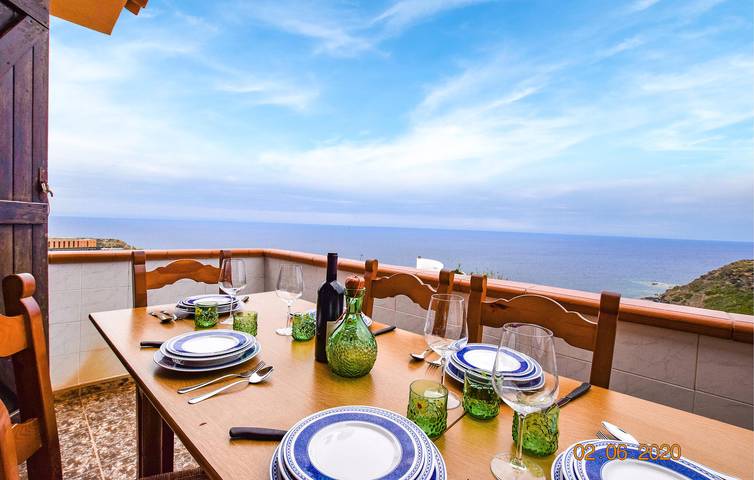 Apartamento vacacional entero, Sunny Beach Apartamento con Terraza y Parking in Torre dei Corsari, Arbus (Municipio)
