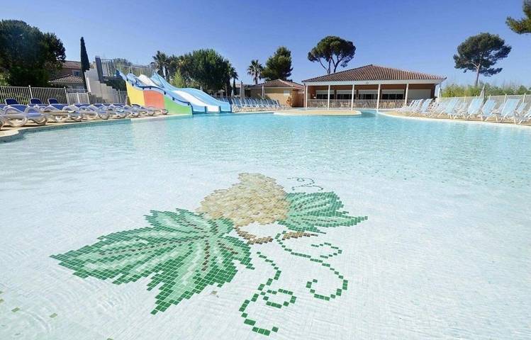 Maison de vacances pour 6 personnes, avec Terrasse ainsi que Bassin pour enfant et Piscine