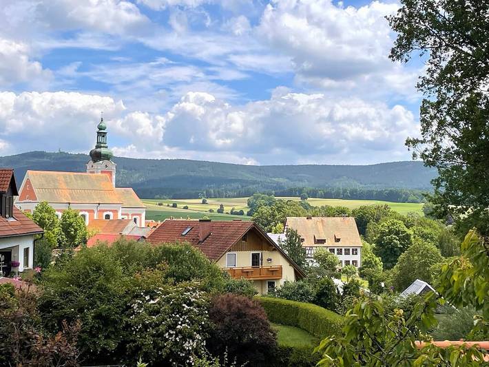 Ganze Wohnung, Ferienwohnungen Am Kirchberg - Ferienwohnung 1 - 60 qm in Neualbenreuth, Ostbayern