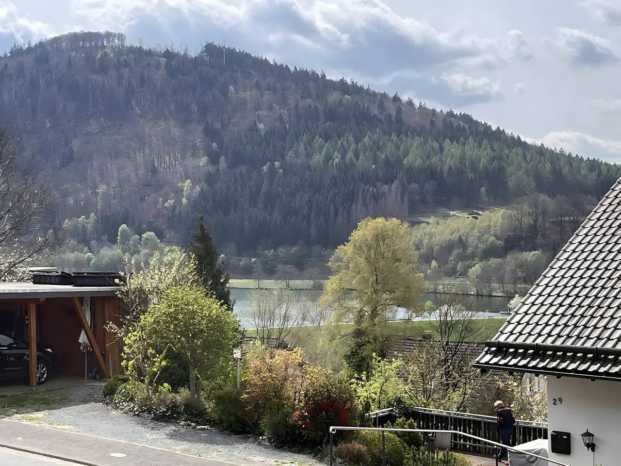 Geheel appartement, Appartement Michaela Winterberg met uitzicht op het meer, privéterras en wifi in Niedersfeld, Upland