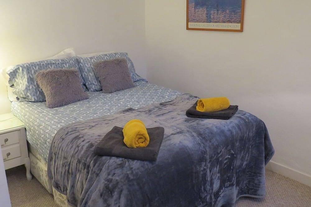 Ferienhaus-Familie-Eigenes Badezimmer-Strassenblick in Crealy Adventure Park, Devon