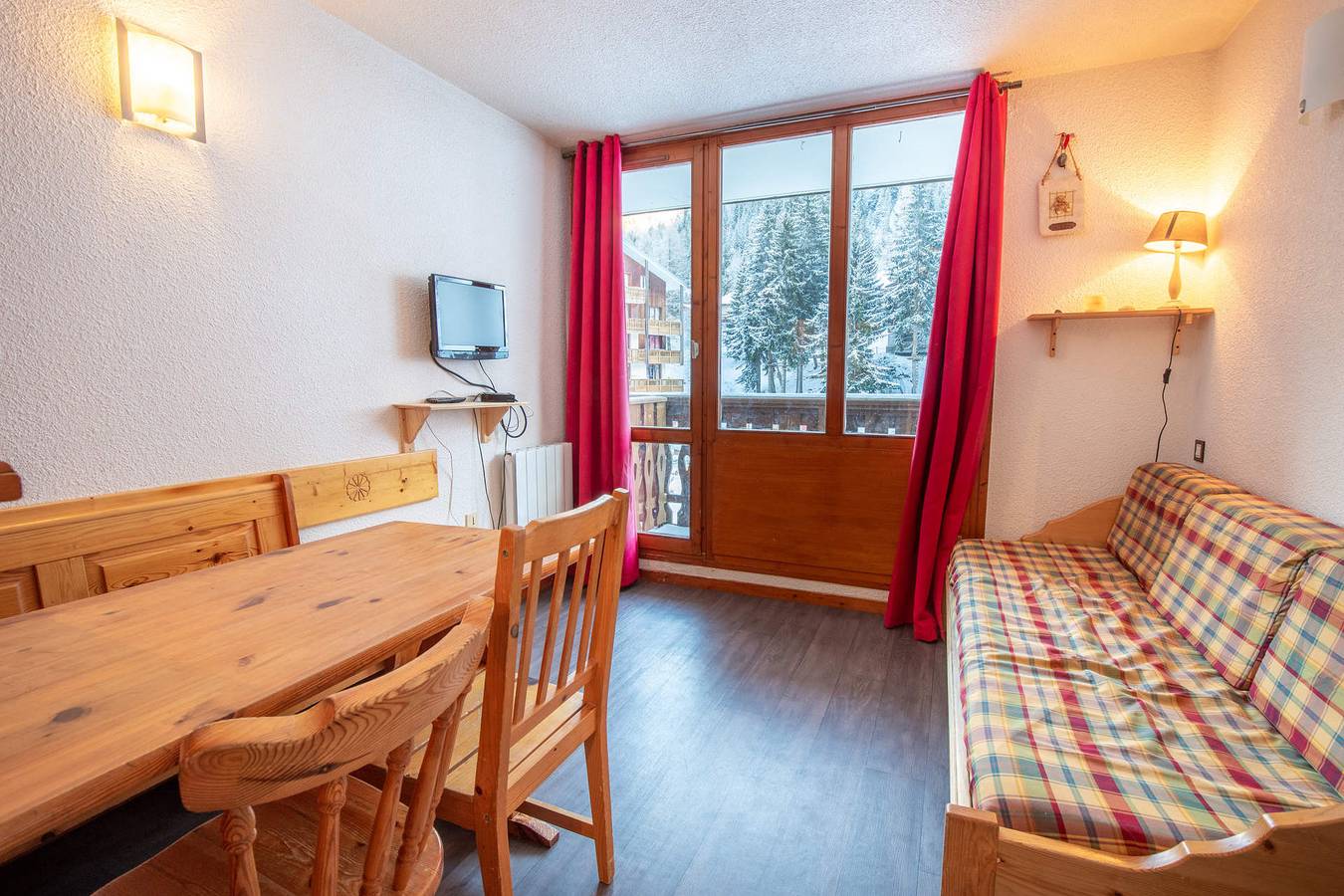 Estudio entero, Studio in the heart of the village, at the foot of the slopes in Valfréjus, Modane