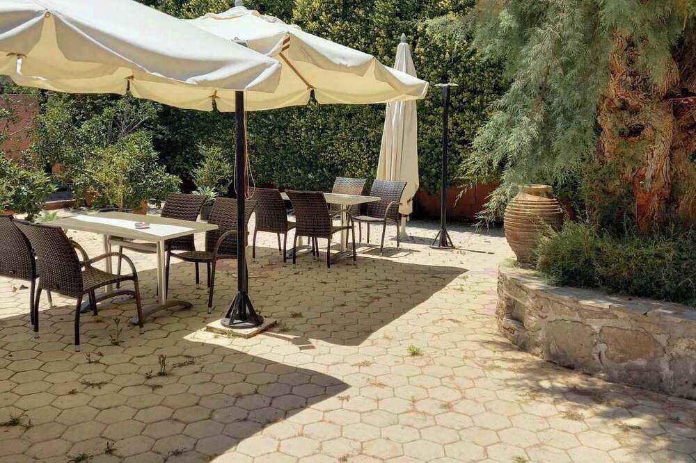 Ganze Wohnung, Ianos Living Spaces 01 in Korinthia