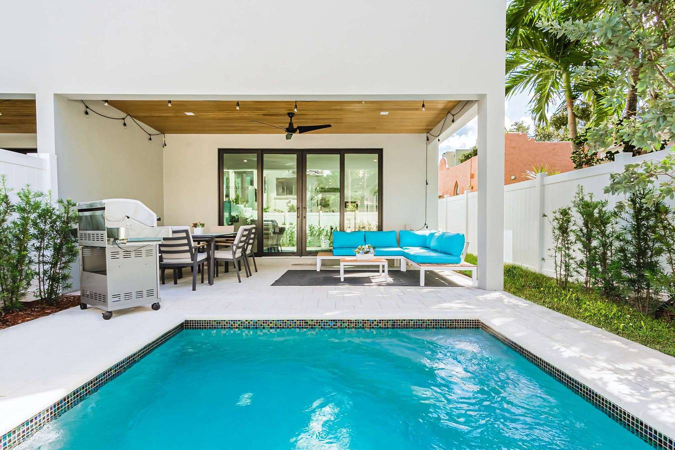 4Br w htd Pool Walk to Las Olas 5mins to Beach in Fort Lauderdale, Broward County