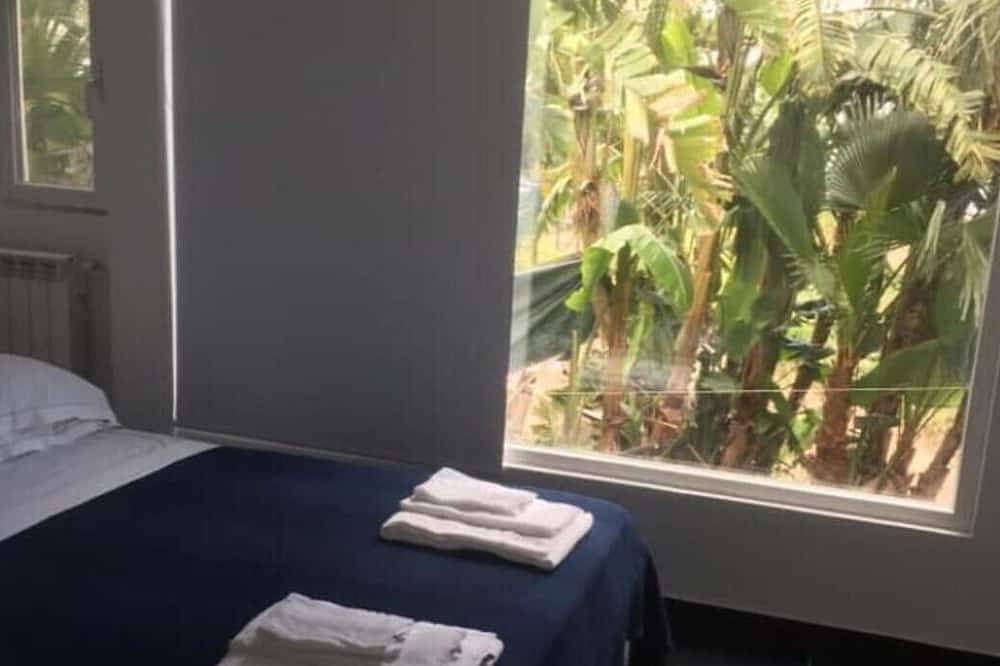 Villa in Taormina with 8 bedrooms sleeps 16 in Taormina, Messina Province