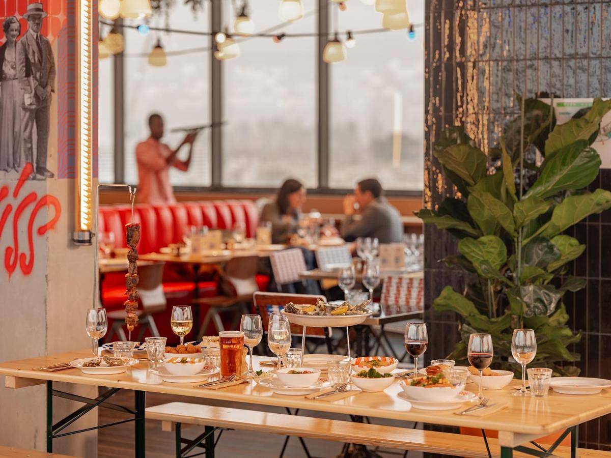 Eklo Hotels Paris Porte de Versailles in Vanves, Hauts-de-Seine