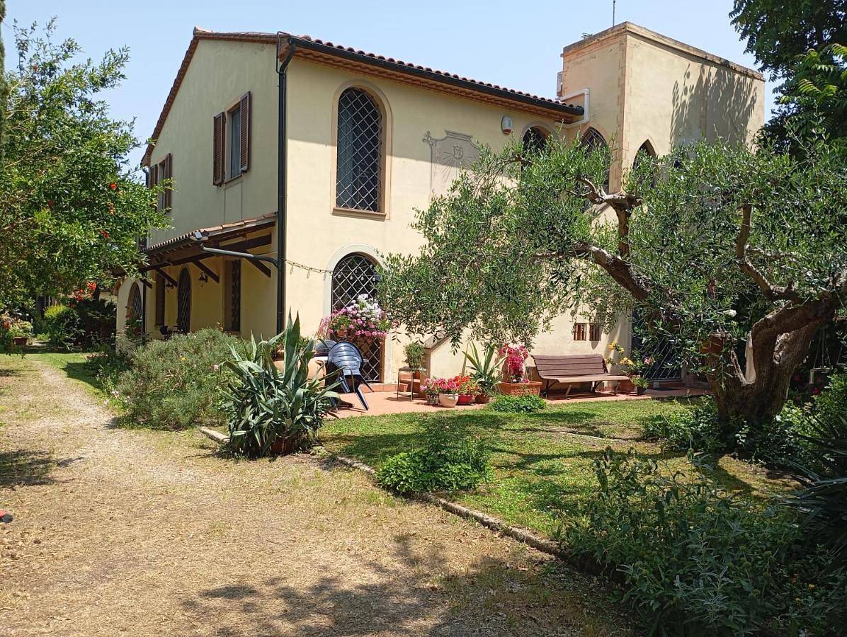 Casa del Sole in Campiglia Marittima, Etruskische kust