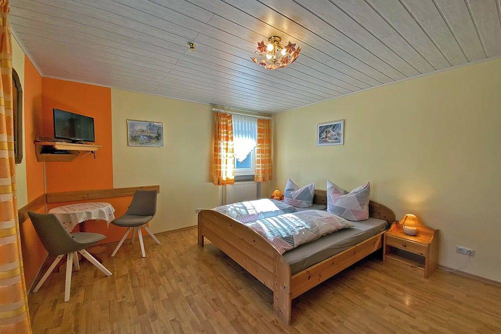 Ganze Wohnung, Ferienwohnung (57qm) mit geräumigem Balkon in Bad Steben, Landkreis Hof