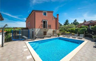 Casa Vacanza per 12 Persone in Rovinjsko Selo, Rovigno, Foto 3