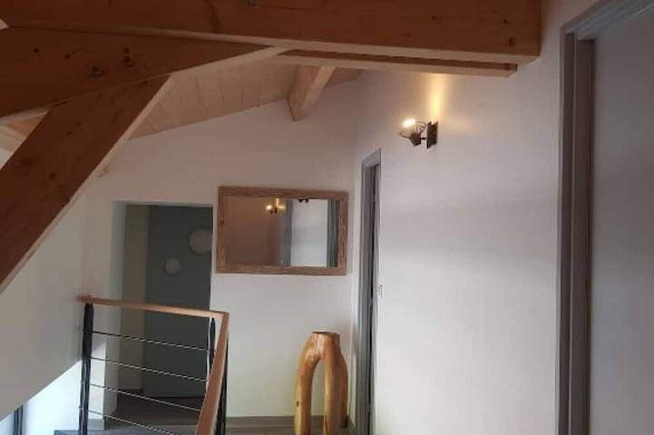 Gîte pour 6 personnes, avec terrasse et jardin à Saint-Jean-la-Vêtre