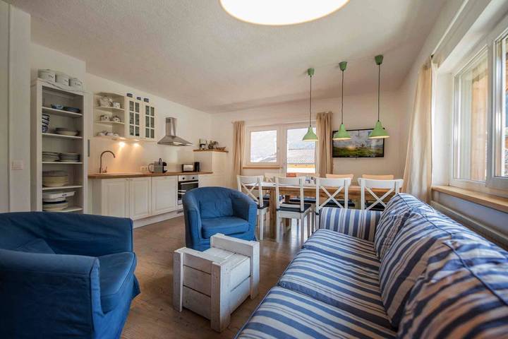 Ferienhaus für 10 Personen, mit Balkon - 1