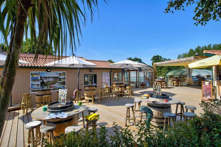 Gîte pour 6 personnes, avec piscine et jardin à Saint-Julien-des-Landes - 4
