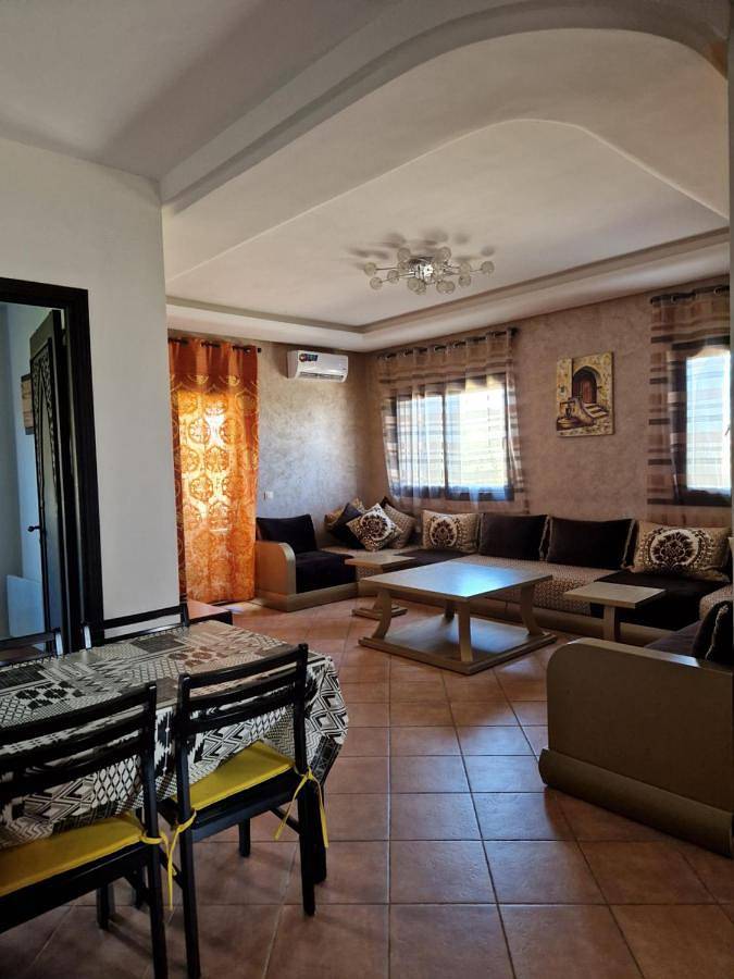 Gîte pour 8 personnes, avec bassin pour enfant et piscine ainsi que vue et jardin à M'diq - 4