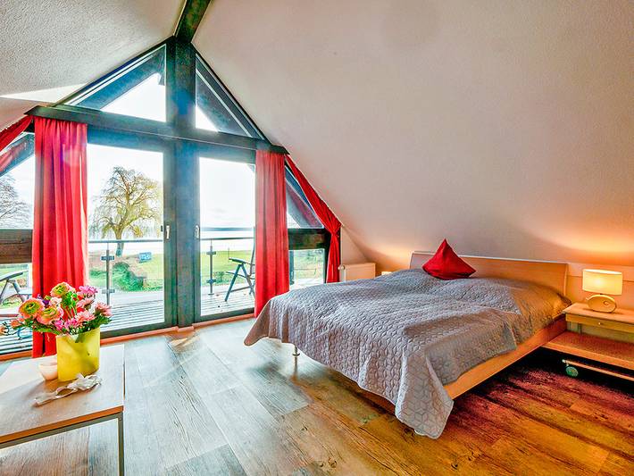 Ferienhaus für 6 Personen, mit Sauna und Seeblick sowie Terrasse, mit Haustier am Plauer See - 3