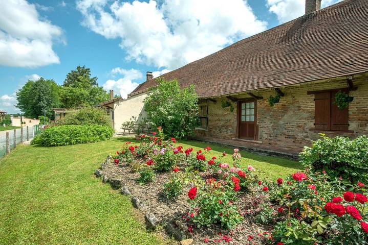 Gîte pour 5 personnes, avec Terrasse et Jardin