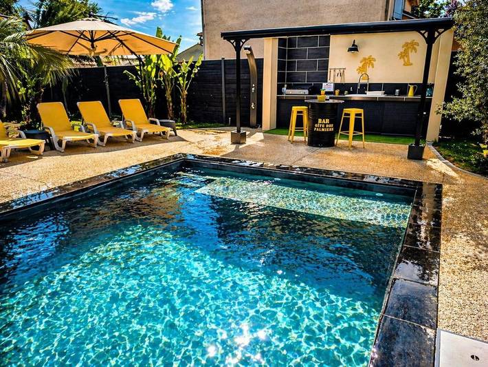 Location de vacances pour 10 personnes, avec piscine et jardin à Bon-Encontre - 2