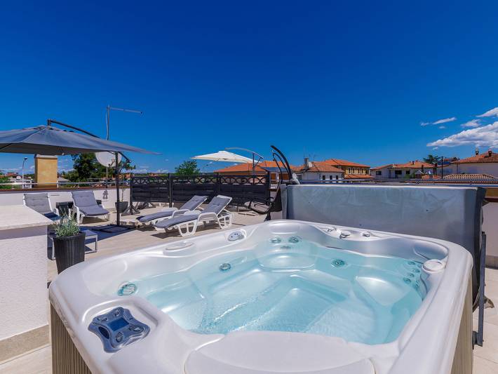 Holiday apartment for 6 people, with terrace and garden - 1