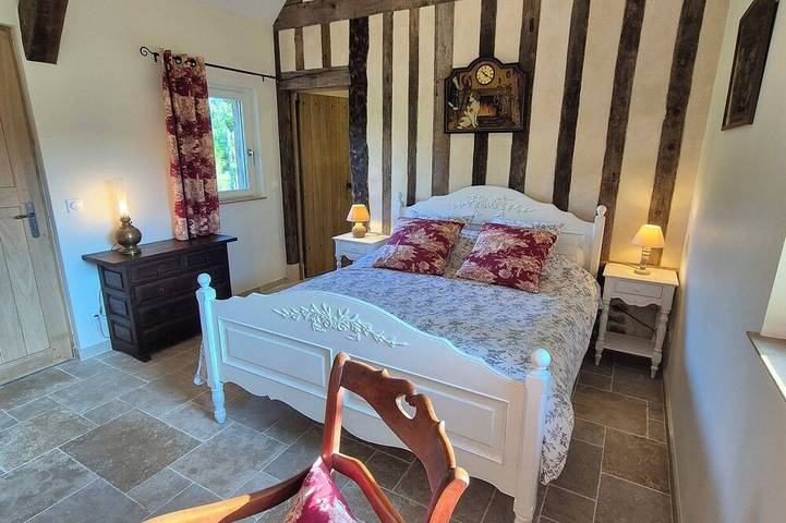 Location de vacances pour 2 personnes, avec jardin et piscine à Saint-Hymer - 3